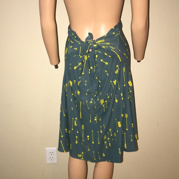 Versatile LulaRoe Perfect T - Picture 6 of 6